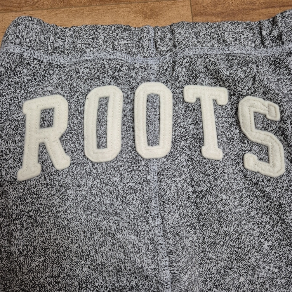 Roots Kids Cozy Signature Salt & Pepper Fleece Sweatpants – Size 10 - Picture 5 of 6